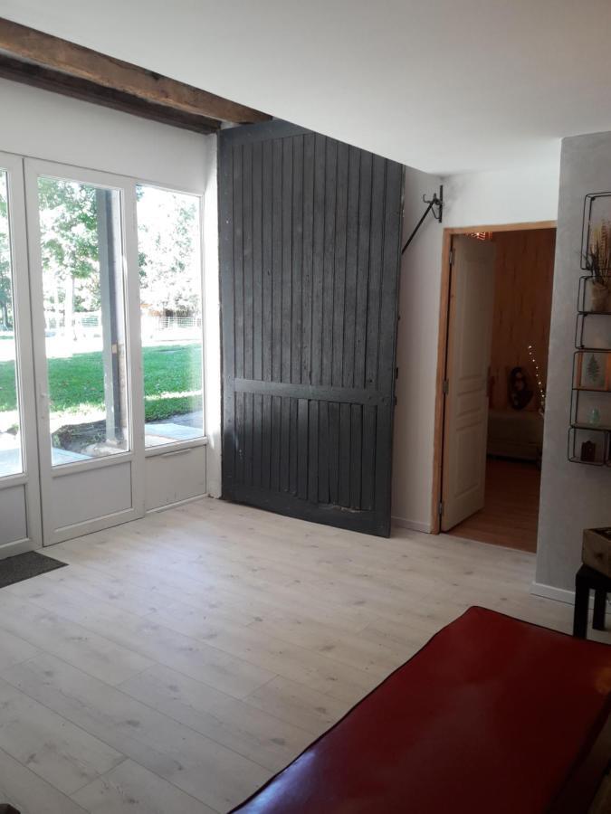 Le relais champêtre Joux Exterior foto